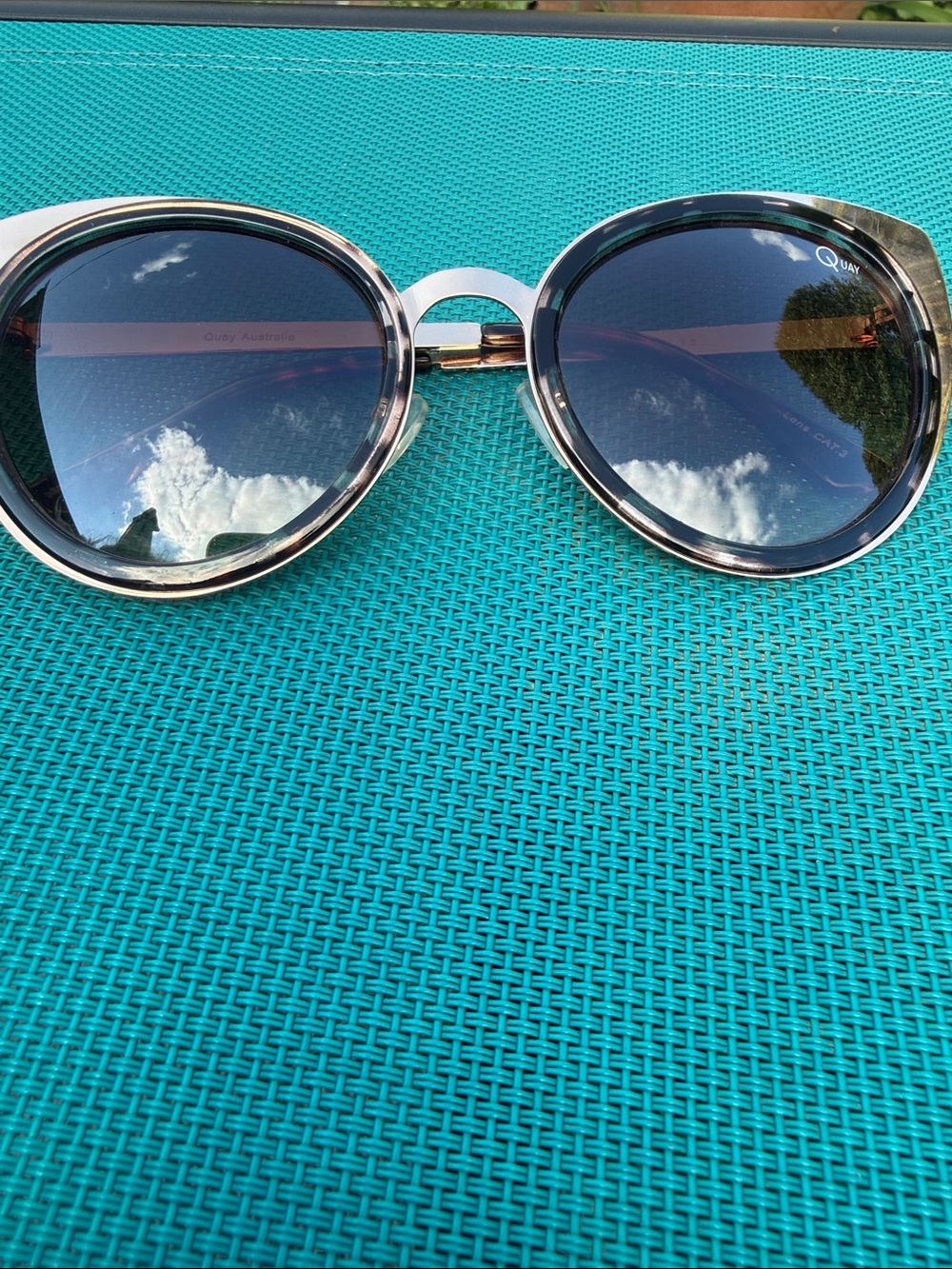 Quay Girly Talk Sunglasses